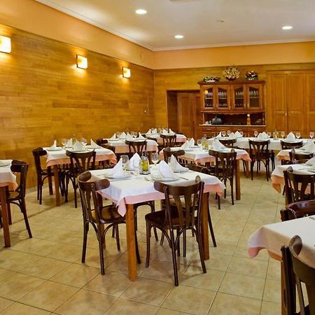 Hotel Restaurante La Casilla Cangas De Narcea Exteriér fotografie