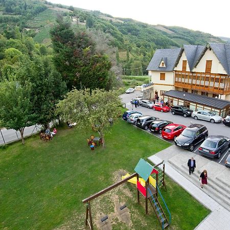 Hotel Restaurante La Casilla Cangas De Narcea Exteriér fotografie